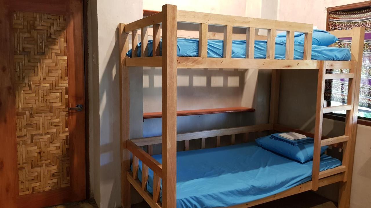 Sinag Hostel (Adults Only) Хенерал Луна Екстериор снимка